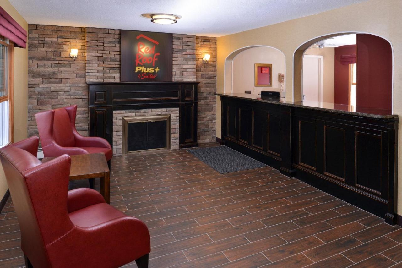 Red Roof Inn Plus+ & Suites Guilford Esterno foto